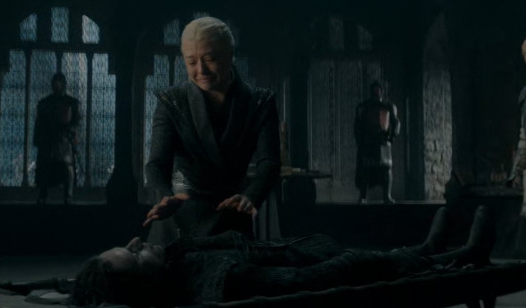 house of the dragon season 3 episode 2 rhaenyra targaryen crying over jacaerys velaryon dead body