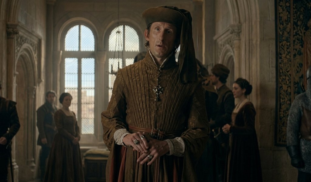 Lord Glendon Footly standing in Tumbleton during House of the Dragon Season 3