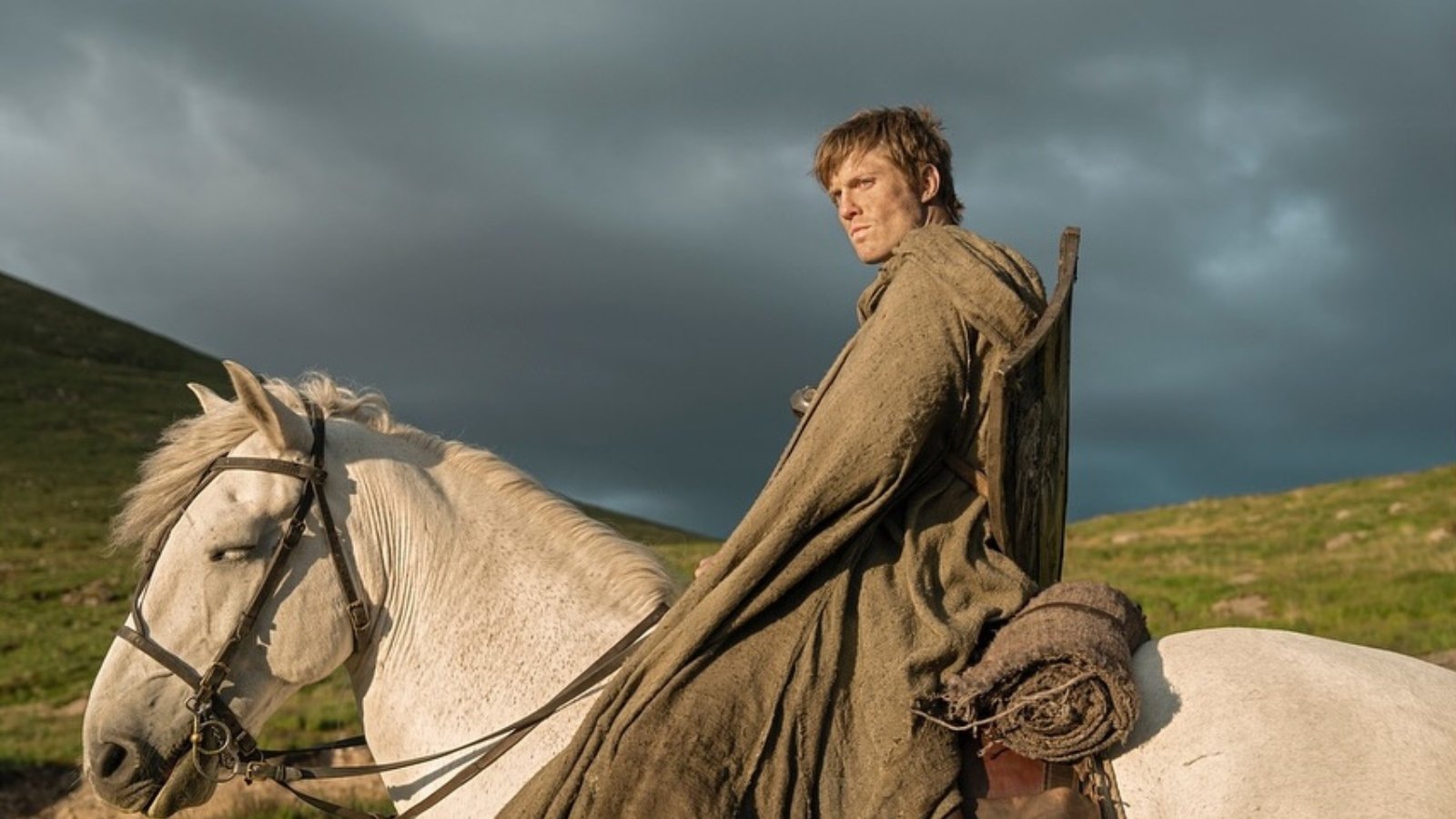 Ser Duncan the Tall riding his horse in A Knight of the Seven Kingdoms HBO series